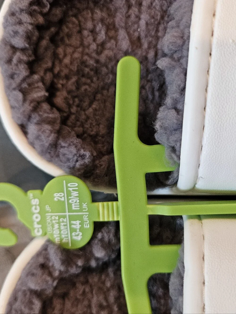 CROCS lined sandal